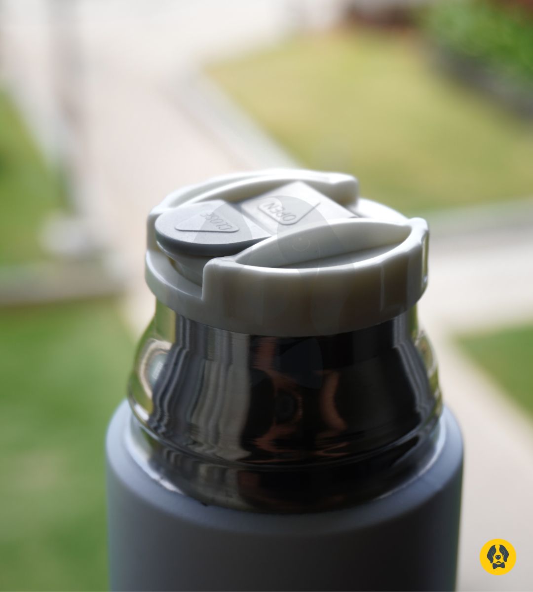 Stotodo Beacon Flask White 500 ml Bottle Insulated Lid