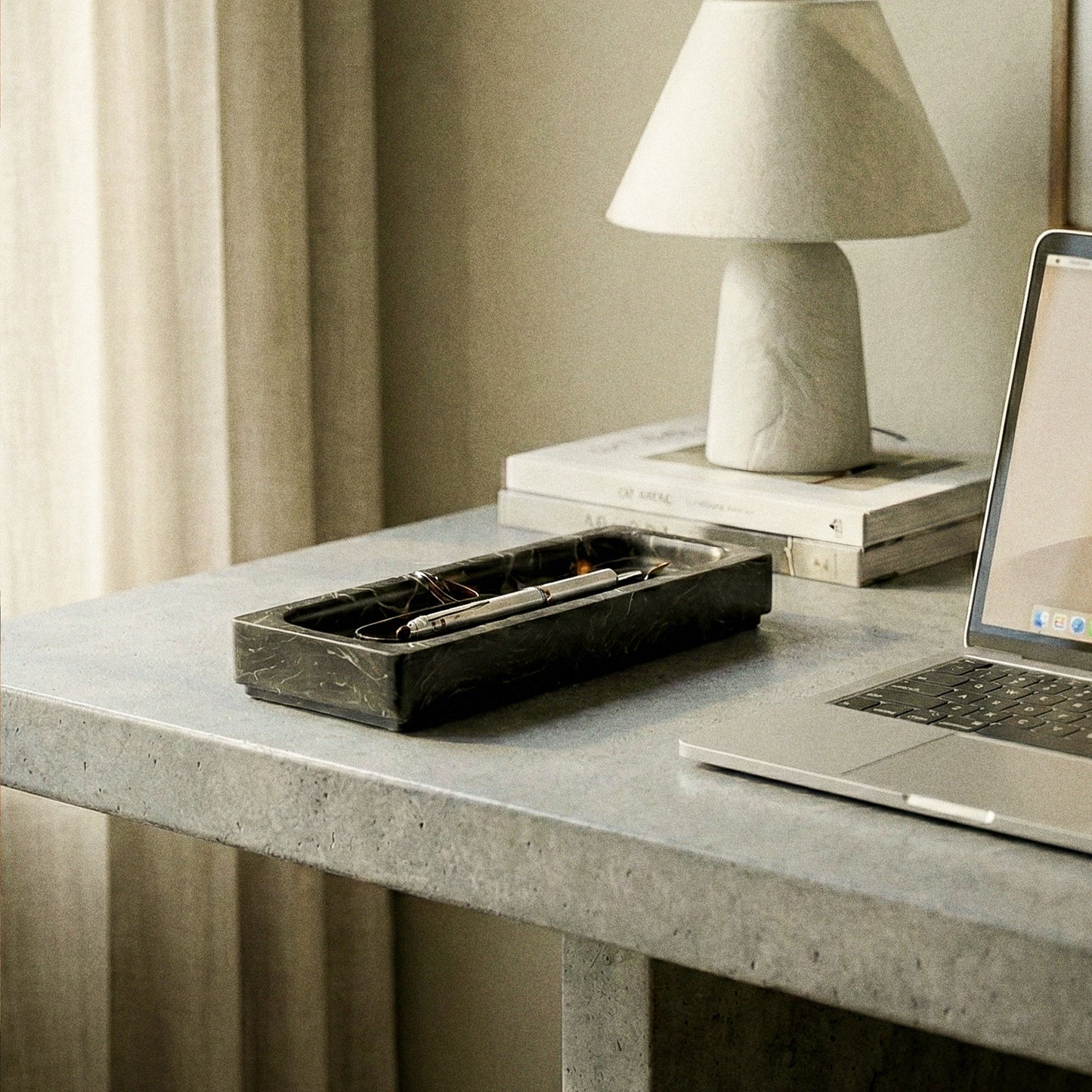Onyx Tray – Jesmonite Catchall Desk Tray