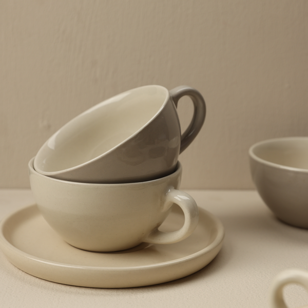 Cappuccino cup saucer