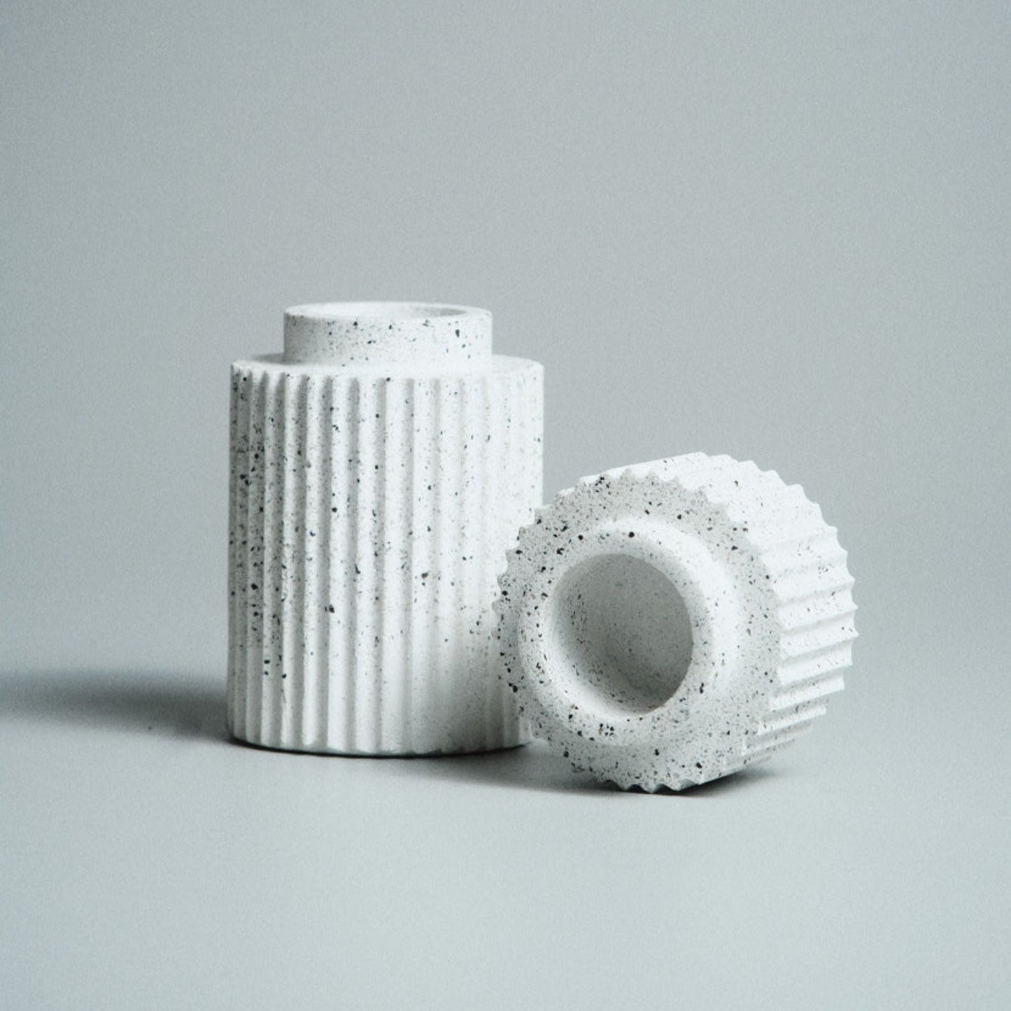 Seki Candle Holder (set of 2)